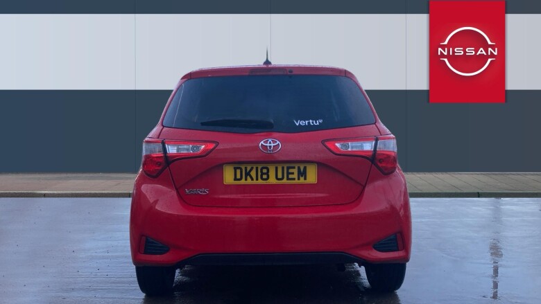 Toyota Yaris 1.5 VVT-i Icon Tech 5dr Petrol Hatchback
